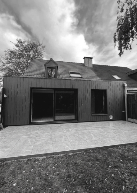 extension bardage noir